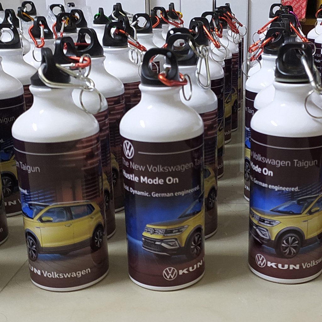 Kaviya Commmunications | Steel Bottles